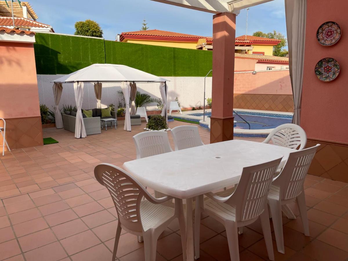 Villa Triana Seville Exterior photo