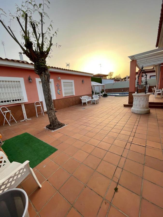Villa Triana Seville Exterior photo
